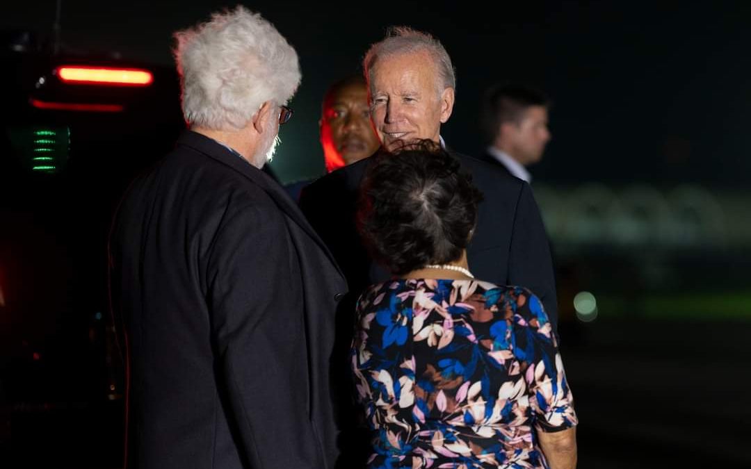 Governor Advocates for Guam to President Biden During Brief Stopover Leon Guerrero-Tenorio Administration Fostering Stronger Regional Investments